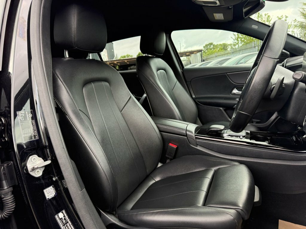 Mercedes-Benz A Class 1.3L Sport Edition DA71JYF Black #4