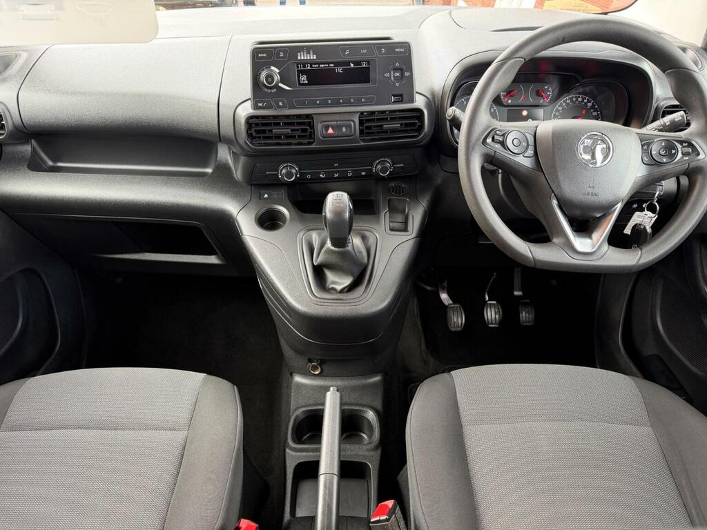 Vauxhall Combo Life 1.5 Turbo D Blueinjection Design Euro 6 Ss BN69EVM Black #5