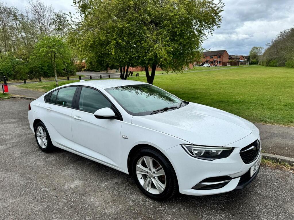Vauxhall Insignia 1.6 Turbo D Blueinjection Design Grand Sport Euro BX68DFO White #6