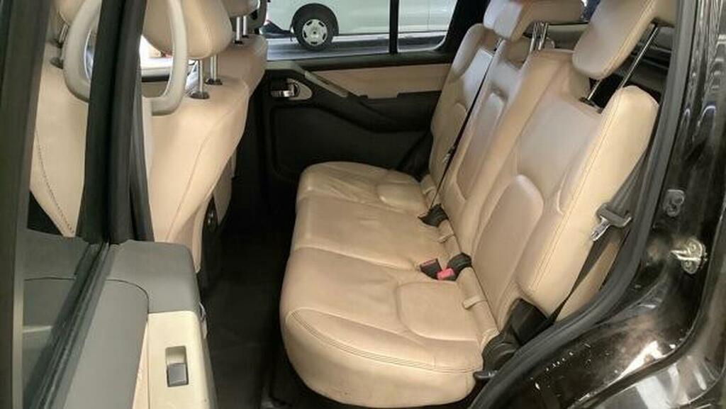 Nissan Pathfinder 2.5 Tekna Dci Black #7