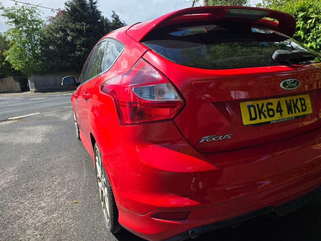 Ford Focus 1.0T Ecoboost Zetec S Euro 5 S S DK64WKB Red #5
