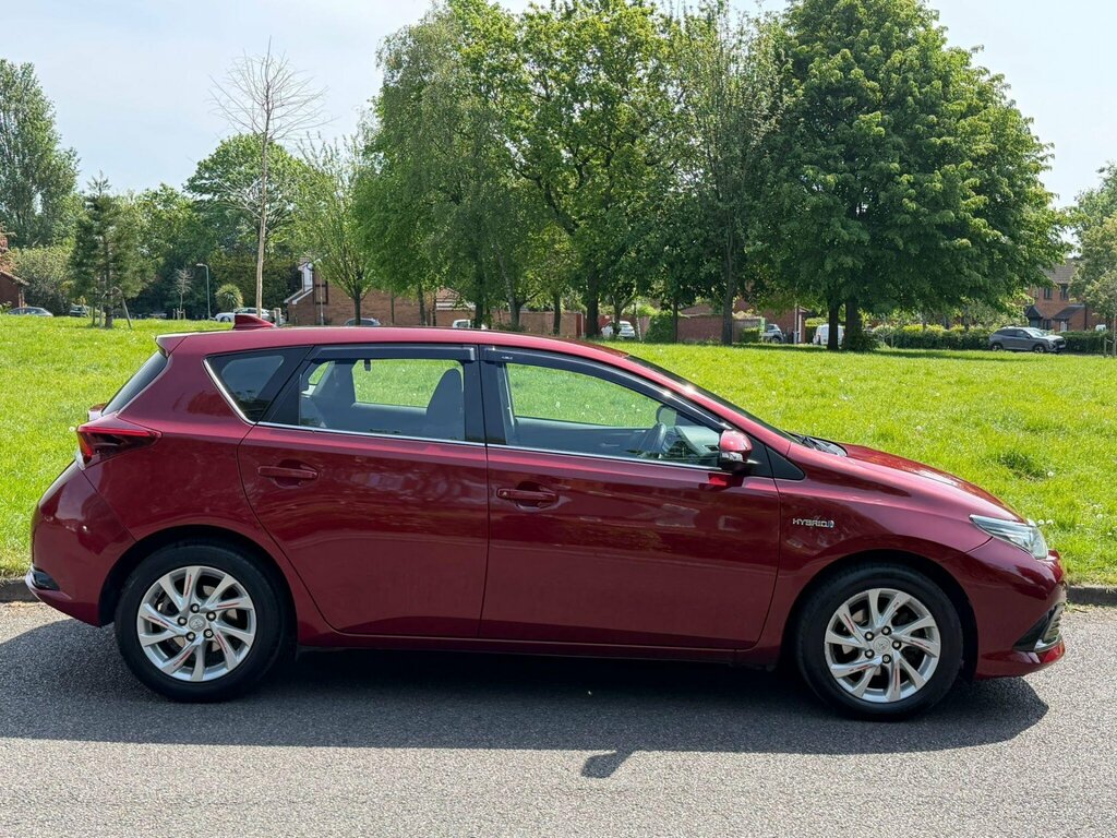 Toyota Auris 1.8 Vvt-h Icon Tech Cvt Euro 6 Ss HG18FNA Red #3