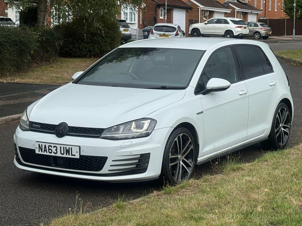 Volkswagen Golf 2.0 Tdi Bluemotion Tech Gtd Euro 6 Ss NA63UWL White #2