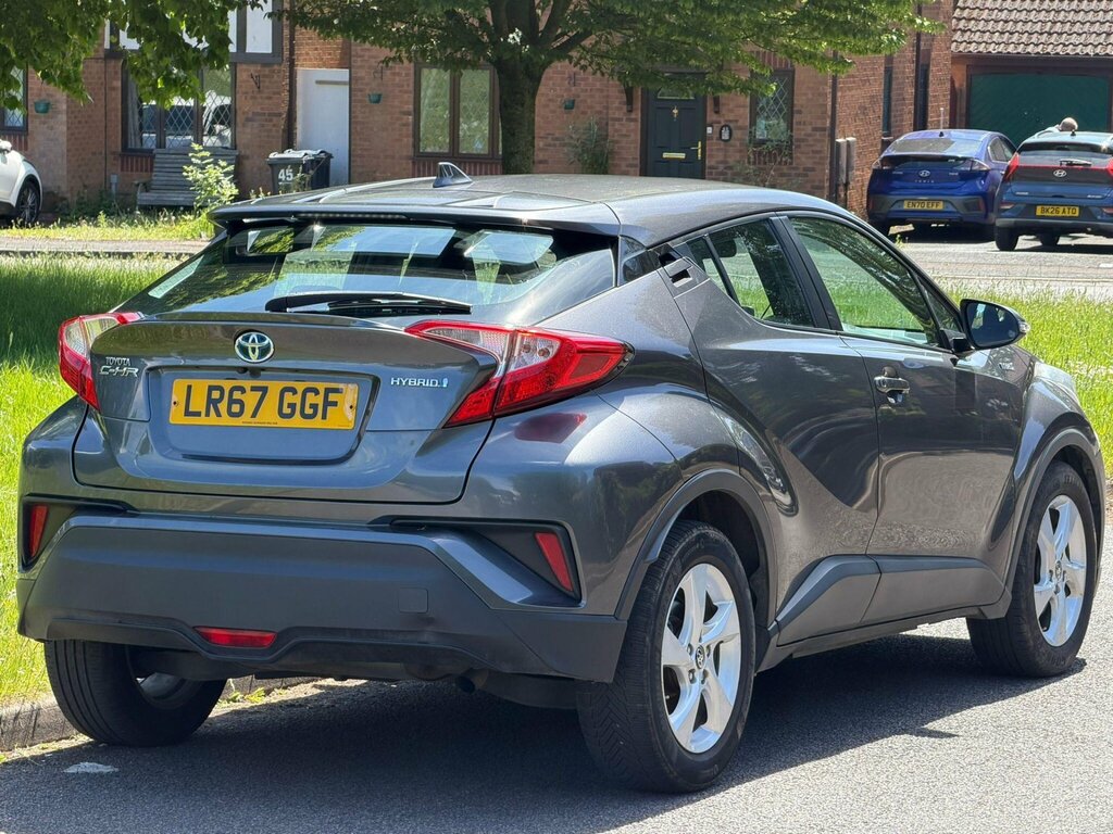 Toyota C-Hr 1.8 Vvt-h Icon Cvt Euro 6 Ss LR67GGF Grey #6