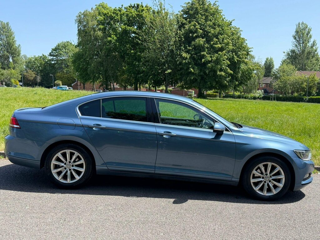 Volkswagen Passat 2.0 Tdi Se Business Euro 6 Ss DN17EUA Blue #4