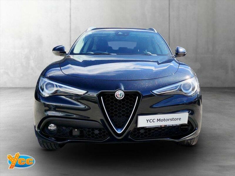 Alfa Romeo Stelvio 2.2 Td Speciale Suv Q4 Awd Euro 6 WX19UTK Black #2