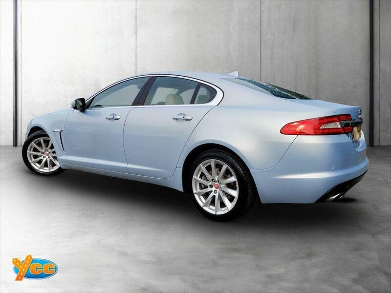 Jaguar XF 3.0D V6 Premium Luxury Saloon Euro MJ64MWX Silver #5