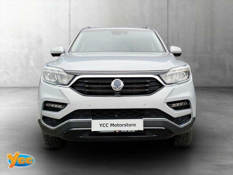 SsangYong Rexton 2.2D Ultimate Suv T-tronic 4Wd Euro 6 Silver #2