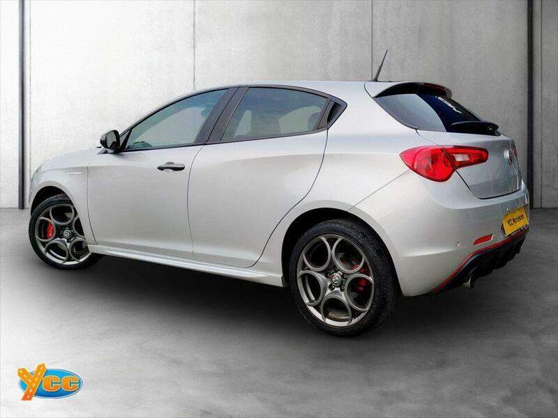 Alfa Romeo Giulietta 2.0 Jtdm-2 Speciale Hatchback Tct Euro WP17YWG Grey #5