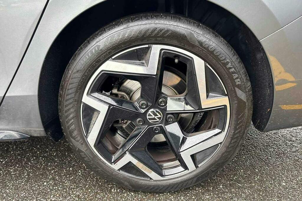 Volkswagen Passat 1.5 Etsi Mhev R-line Estate Hybrid Dsg WK75OUW Grey #5