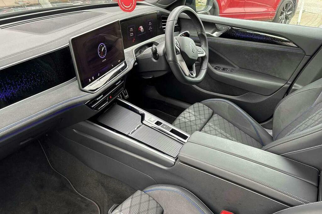 Volkswagen Passat 1.5 Etsi Mhev R-line Estate Hybrid Dsg WK75OUW Grey #2