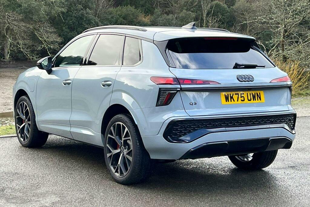 Audi Q3 1.5 E Hybrid Launch Edition Suv Plug In WK75UWN Grey #5