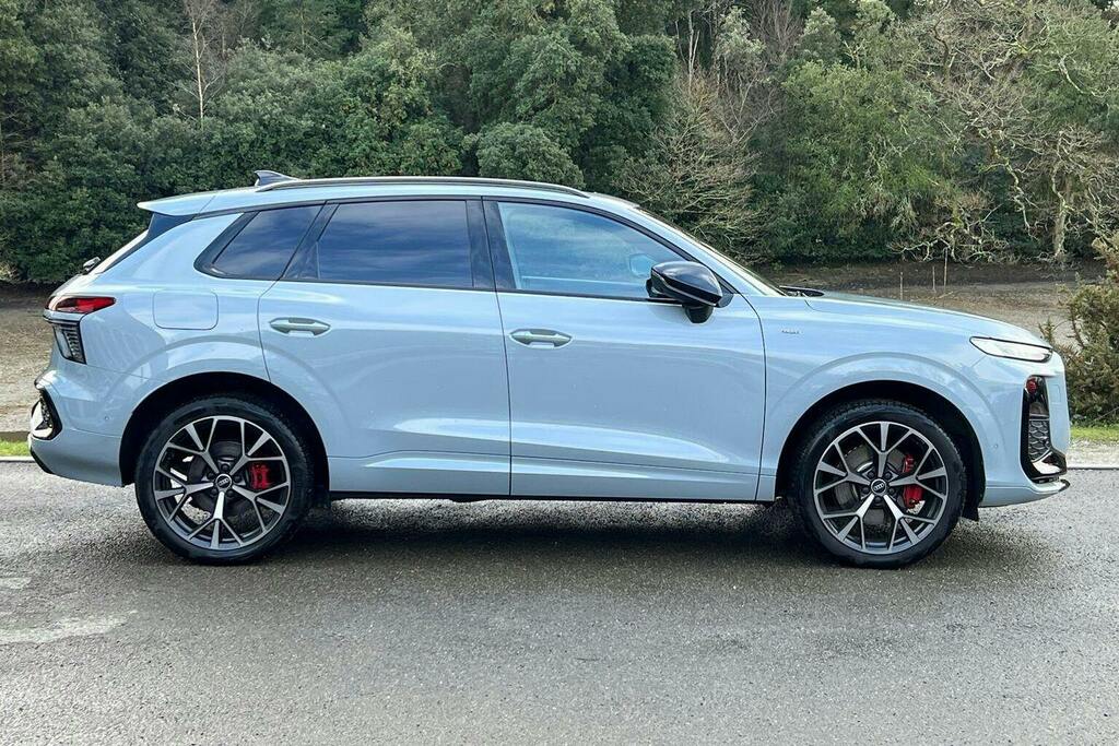 Audi Q3 1.5 E Hybrid Launch Edition Suv Plug In WK75UWN Grey #2