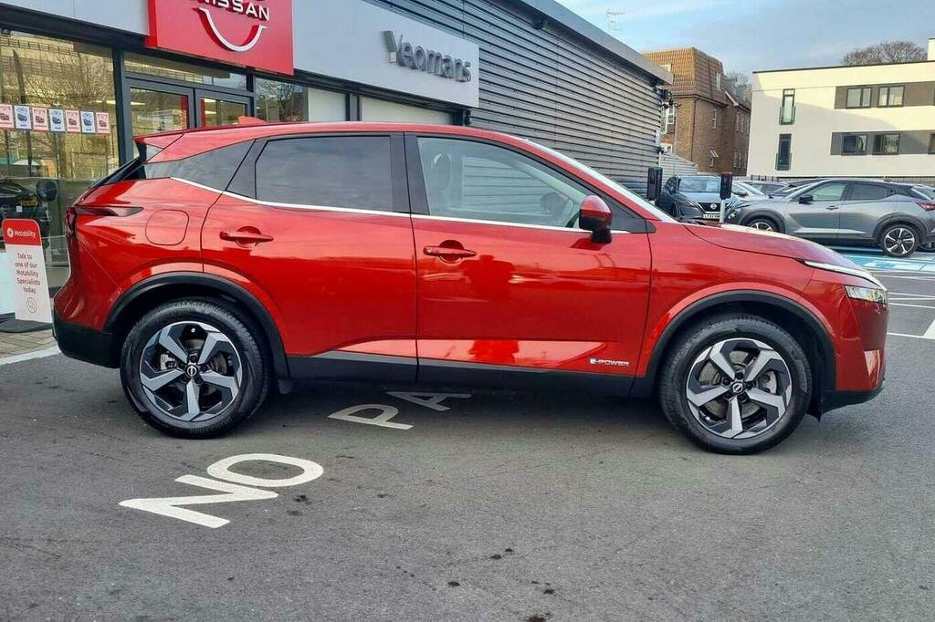 Nissan Qashqai 1.5 H E Power N Connecta Suv Hybrid Aut Red #4