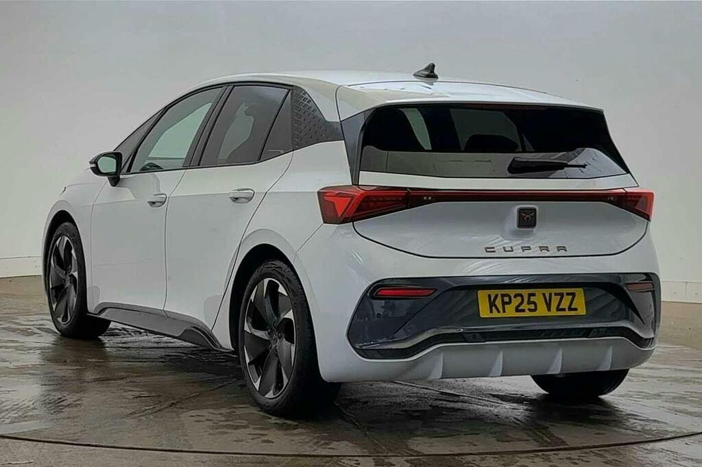 Cupra Born E Boost 77Kwh V2 Hatchback KP25VZZ White #3