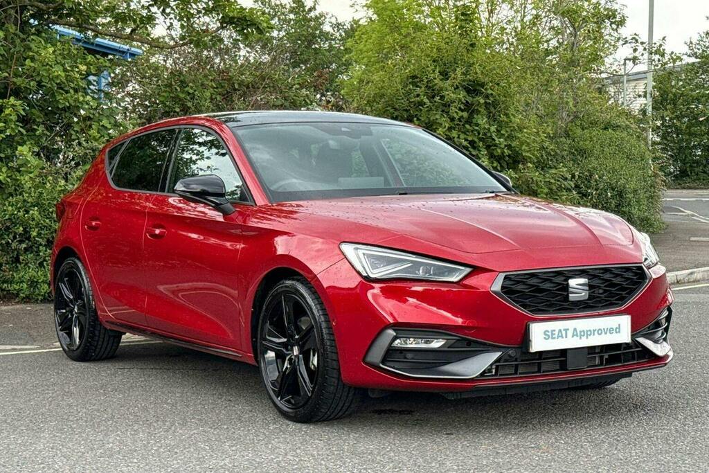 Seat Leon 1.5 Tsi Fr Black Edition Hatchback Manu Red