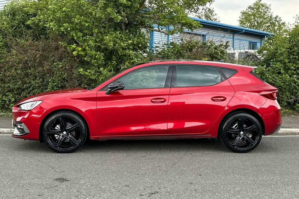 Seat Leon 1.5 Tsi Fr Black Edition Hatchback Manu WJ75ZPU Red #6