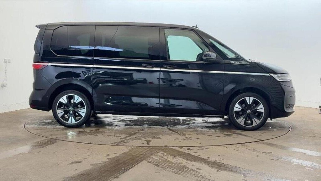 Volkswagen Multivan 2.0 Tdi Style Mpv Dsg KR25DOJ Black #4