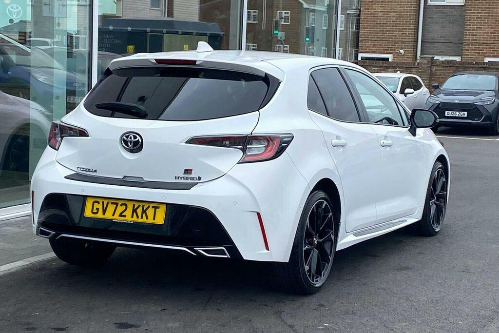 Toyota Corolla 1.8 Vvt H Gr Sport Hatchback Hybrid Cvt White #2