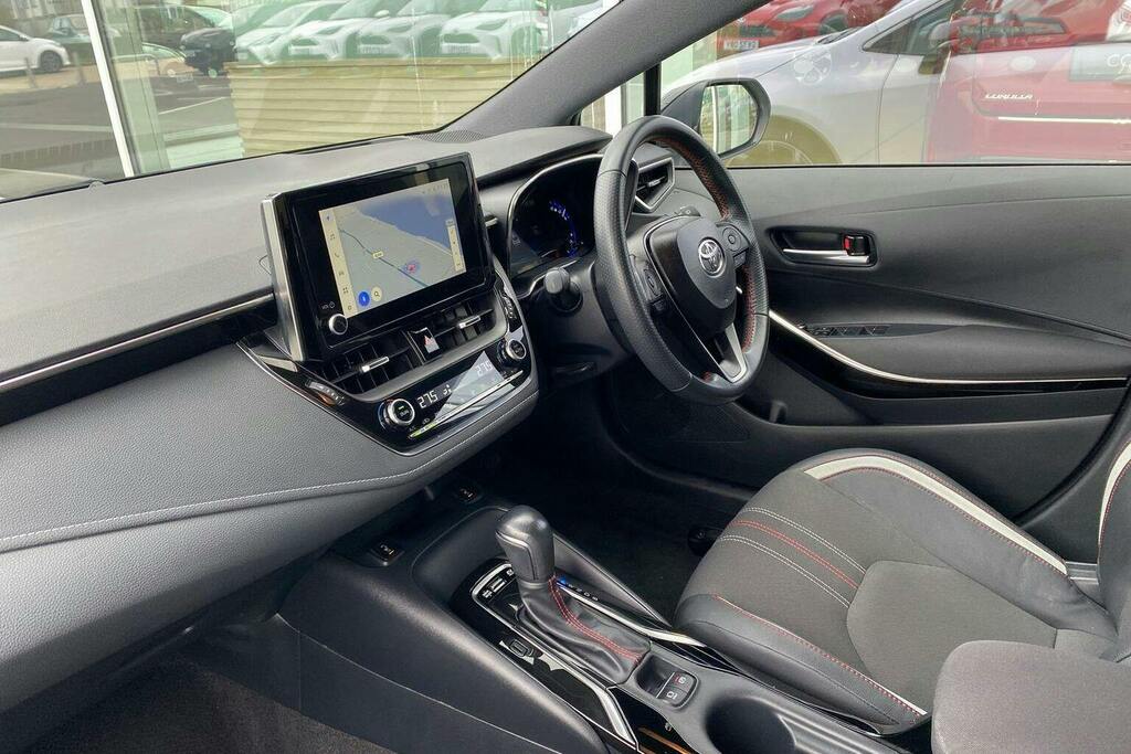 Toyota Corolla 1.8 Vvt H Gr Sport Hatchback Hybrid Cvt White #4