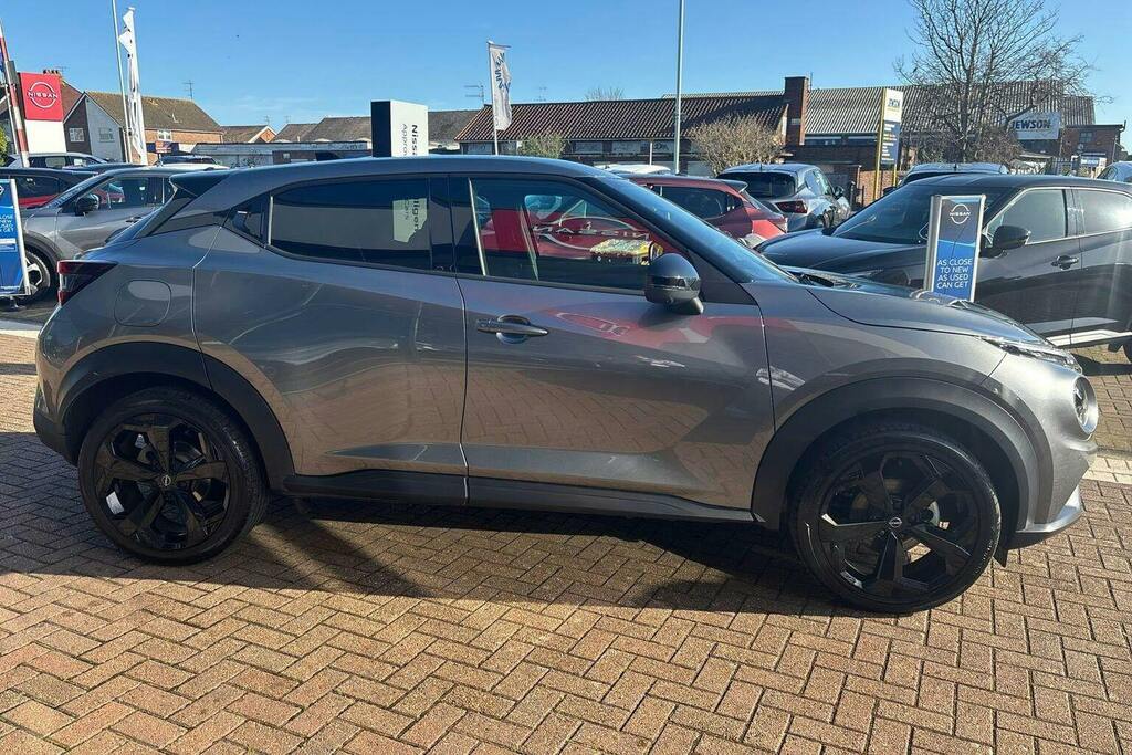 Nissan Juke 1.0 Dig T Tekna Suv GX75WFO Grey #2