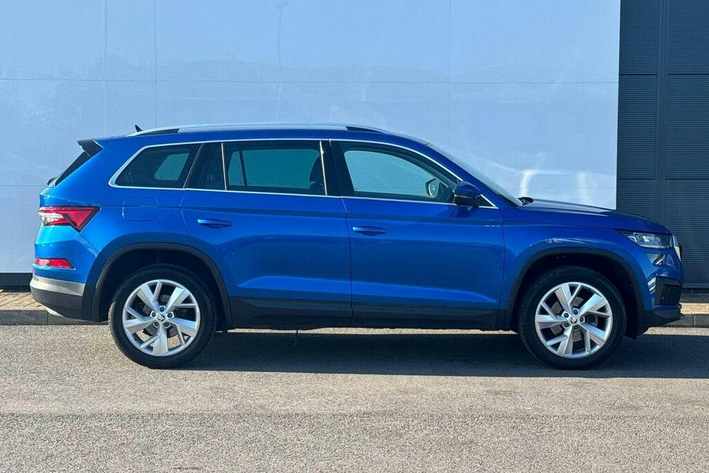 Skoda Kodiaq 1.5 Tsi Act Se L Executive Suv Dsg FY24BZD Blue #2