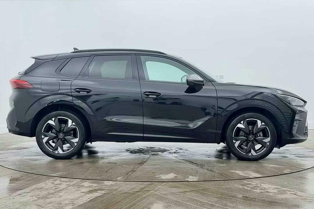 Cupra Terramar 1.5 Etsi V2 Suv Hybrid Dsg KJ25FWM Black #4