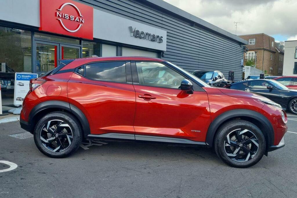 Nissan Juke 1.6 N Connecta Suv Hybrid RF72WTG Red #2