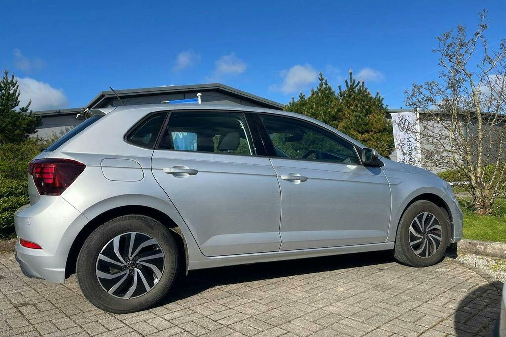 Volkswagen Polo 1.0 Tsi Life Hatchback WK73NCF Silver #2