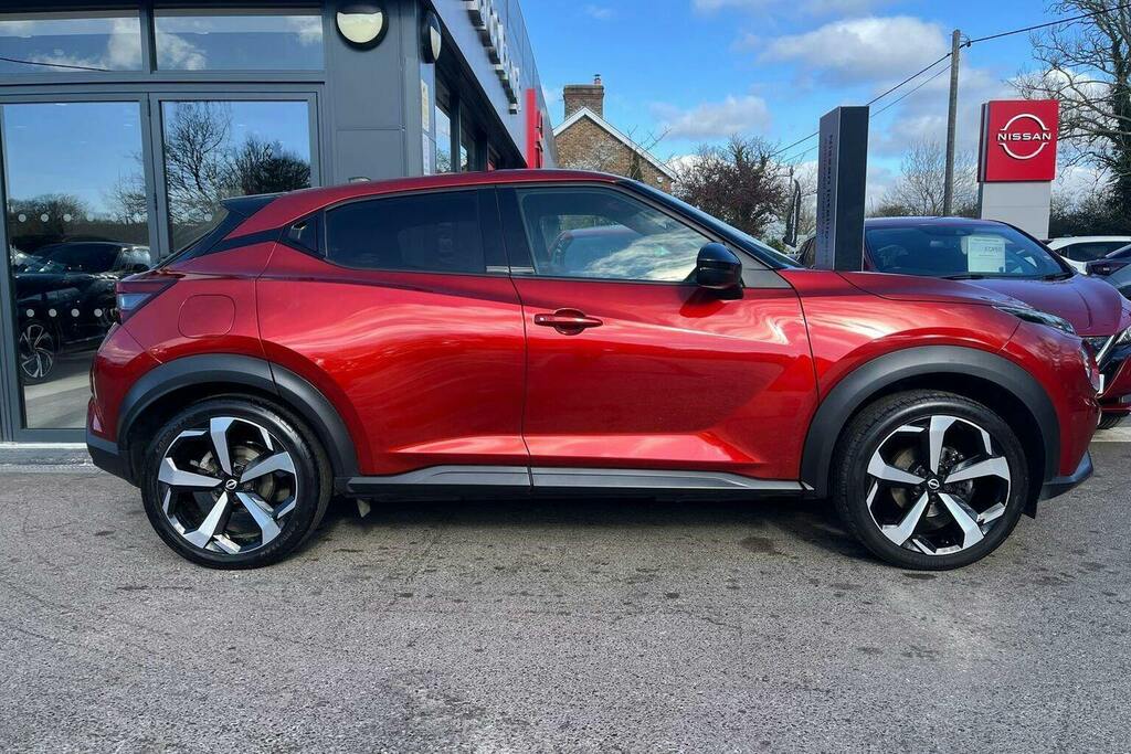 Nissan Juke 1.0 Dig T Tekna Suv GY72NFX Red #2