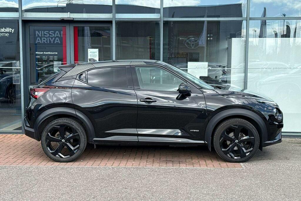 Nissan Juke 1.6 Premiere Edition Suv Hybrid GY72PUX Black #2