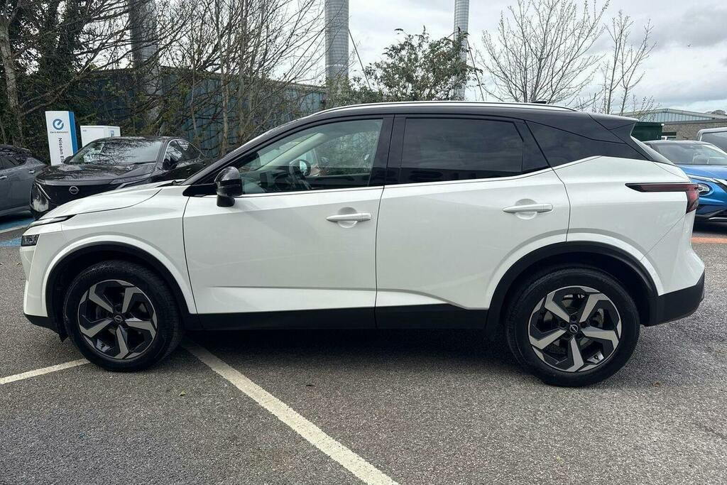 Nissan Qashqai 1.3 Dig T Mhev N Connecta Suv Hybrid Xt White #6