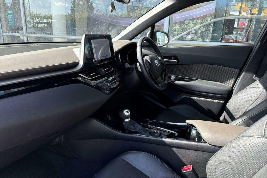 Toyota C-Hr 1.8 Vvt H Excel Suv Hybrid Cvt GY23ESU White #5