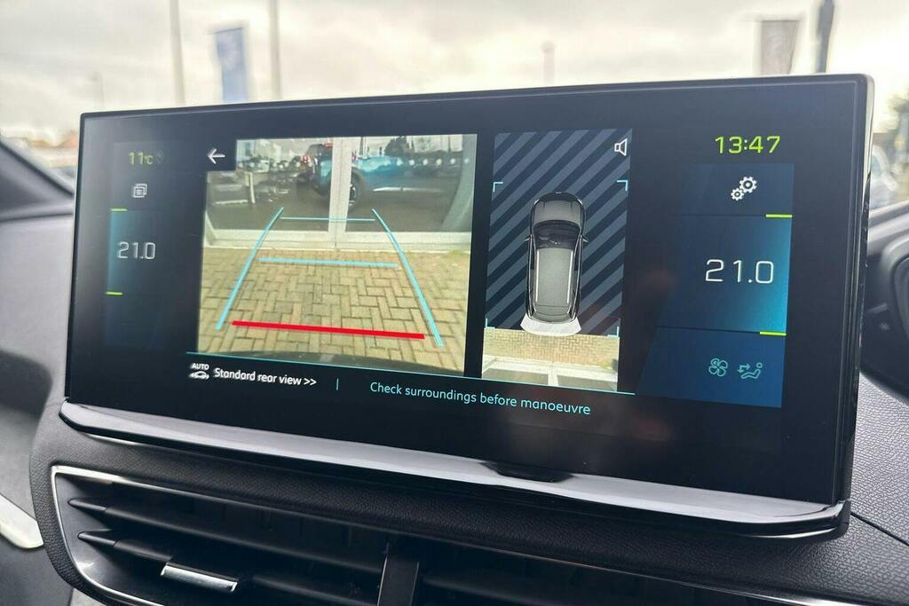 Peugeot 3008 1.6 13.2Kwh Gt Suv Plug In Hybrid E Eat Red #4