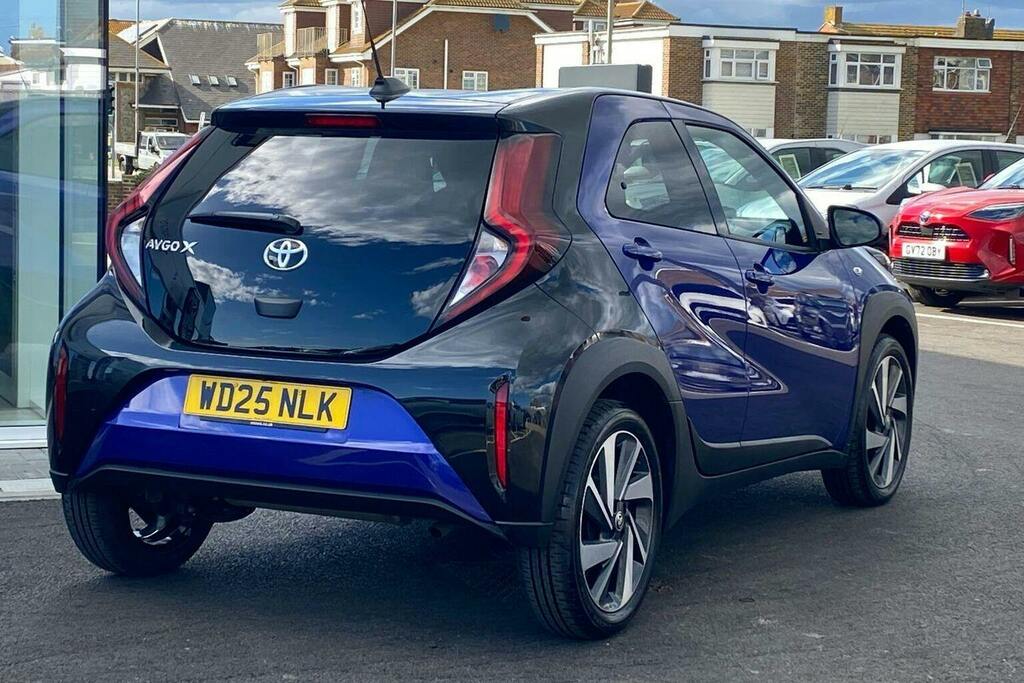 Toyota Aygo X 1.0 Vvt I Edge Hatchback X Shift WD25NLK Blue #2