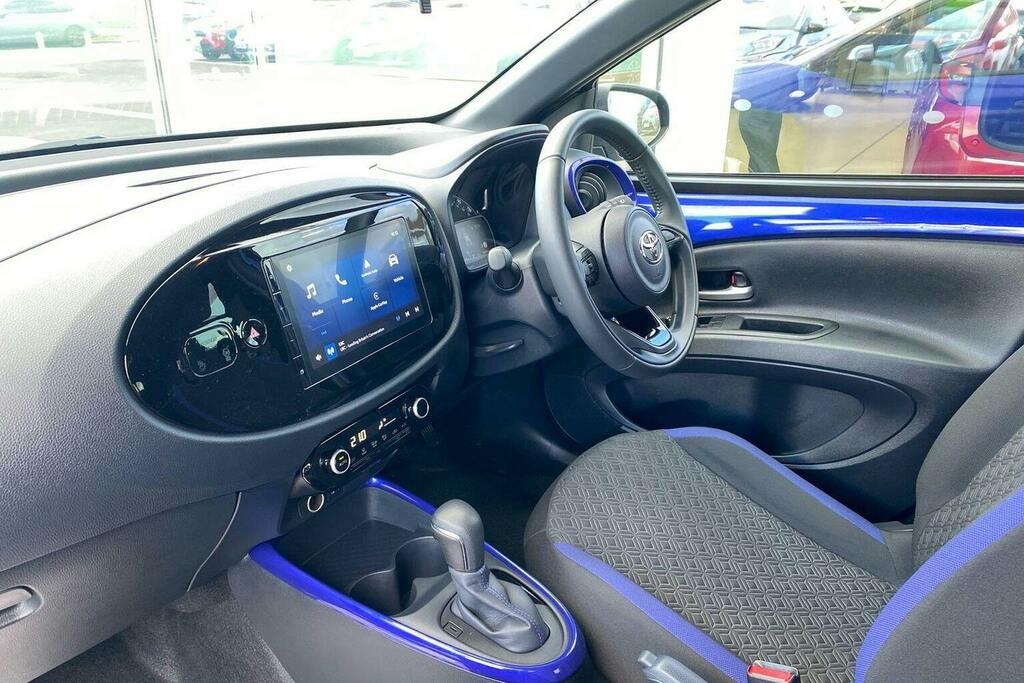 Toyota Aygo X 1.0 Vvt I Edge Hatchback X Shift WD25NLK Blue #5