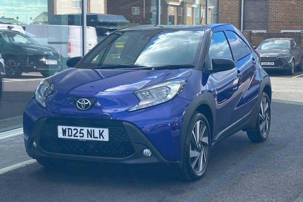 Toyota Aygo X 1.0 Vvt I Edge Hatchback X Shift WD25NLK Blue #3