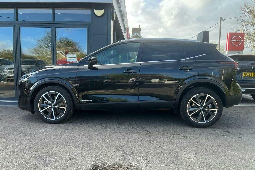 Nissan Qashqai 1.5 H E Power Tekna Suv Hybrid Black #6