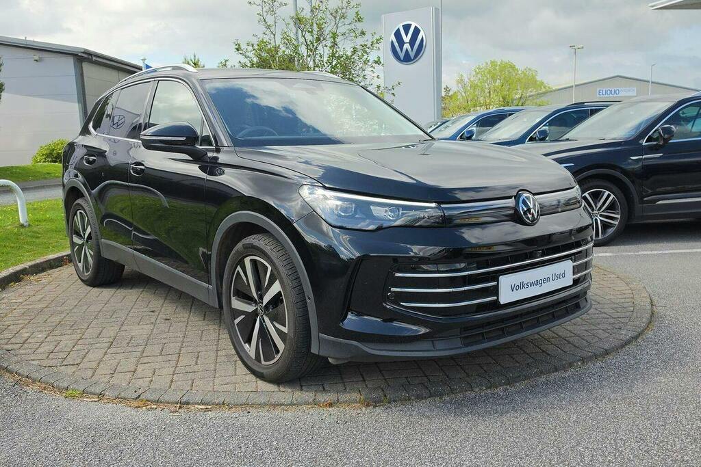 Volkswagen Tiguan 1.5 Etsi Mhev Elegance Suv Hybrid Dsg Black