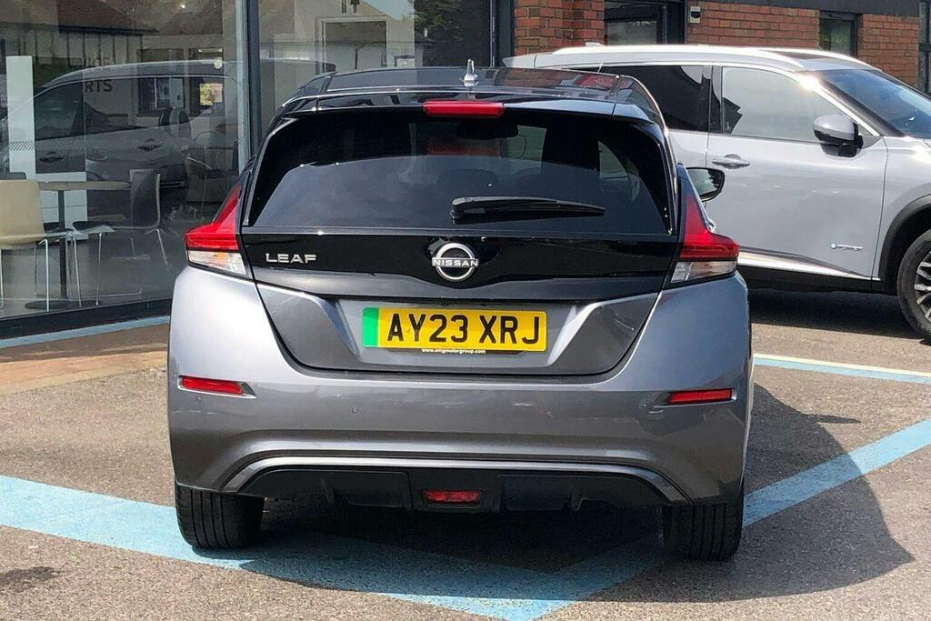 Nissan Leaf 39Kwh N Connecta Hatchback AY23XRJ Grey #4