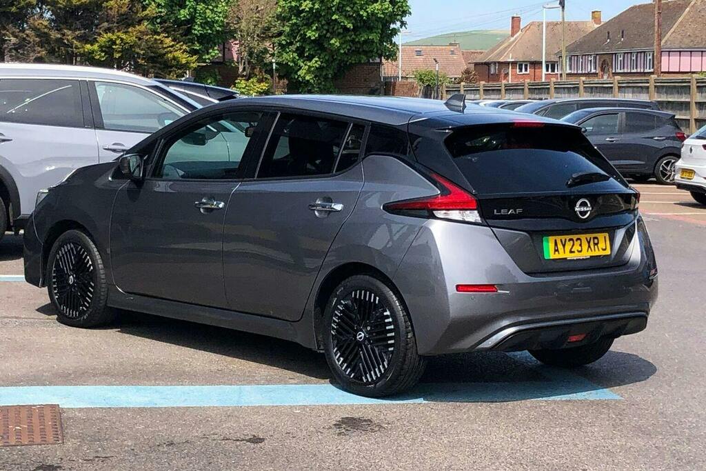 Nissan Leaf 39Kwh N Connecta Hatchback AY23XRJ Grey #5
