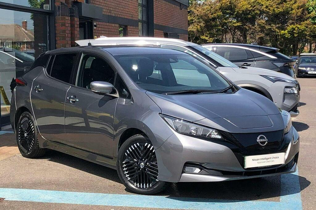 Nissan Leaf 39Kwh N Connecta Hatchback Grey