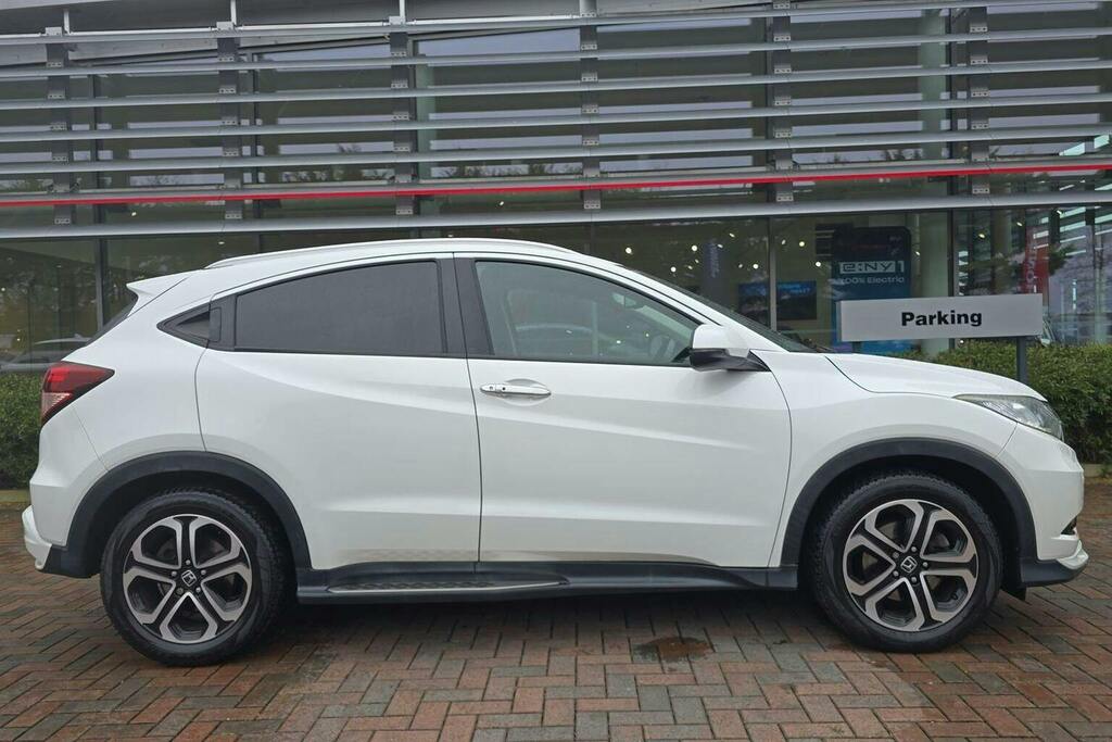 Honda Hr-V 1.5 I Vtec Ex Suv Cvt RV18TZZ White #2