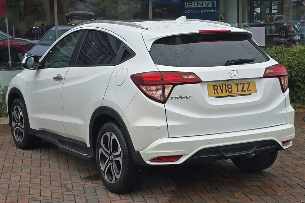 Honda Hr-V 1.5 I Vtec Ex Suv Cvt RV18TZZ White #5