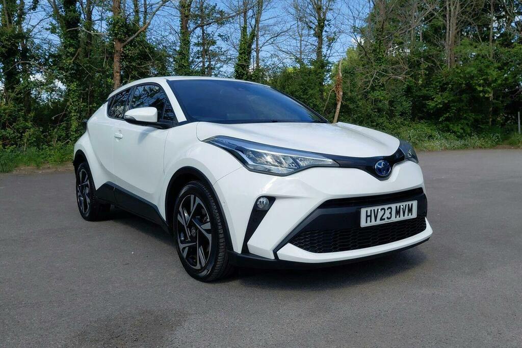 Toyota C-Hr 1.8 Vvt H Design Suv Hybrid Cvt White