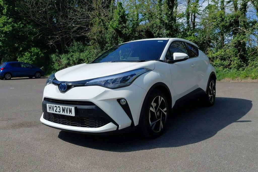Toyota C-Hr 1.8 Vvt H Design Suv Hybrid Cvt HV23MVM White #3