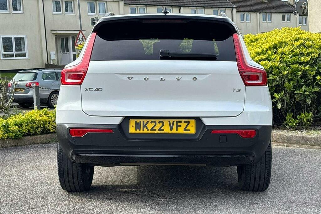 Volvo XC40 1.5 T3 R Design Suv WK22VFZ White #4