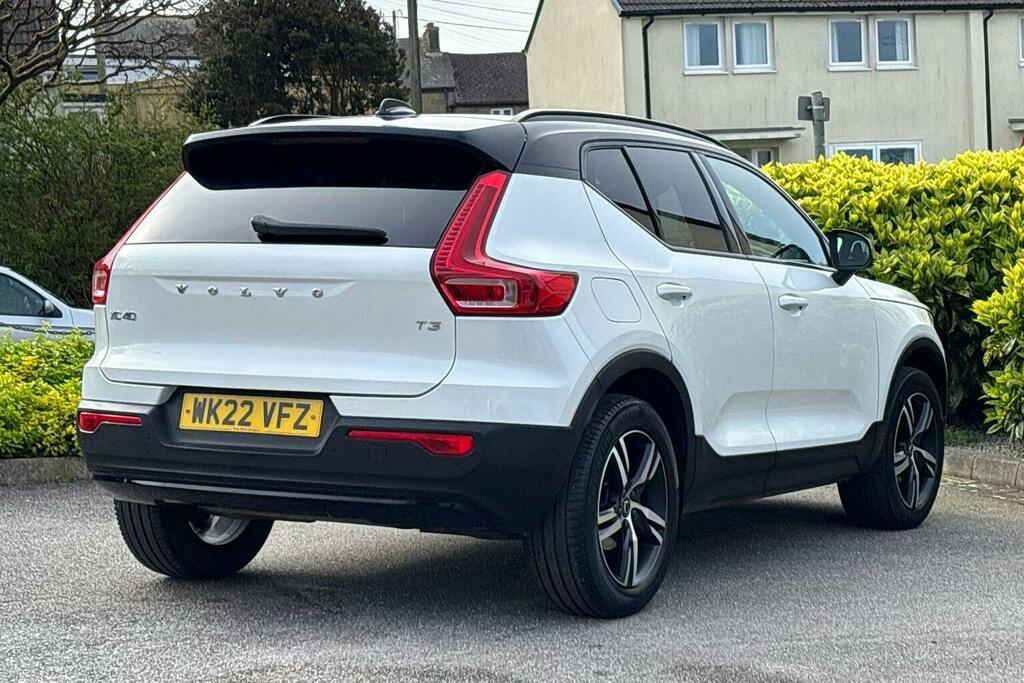 Volvo XC40 1.5 T3 R Design Suv WK22VFZ White #3