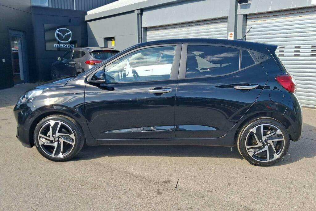 Hyundai I10 1.0 Premium Hatchback EA25YDJ Black #6