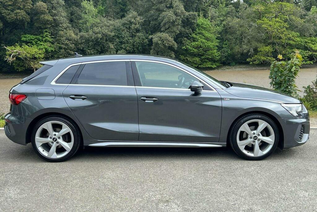 Audi A3 1.5 Tfsi 35 S Line Sportback WK23YRC Grey #2